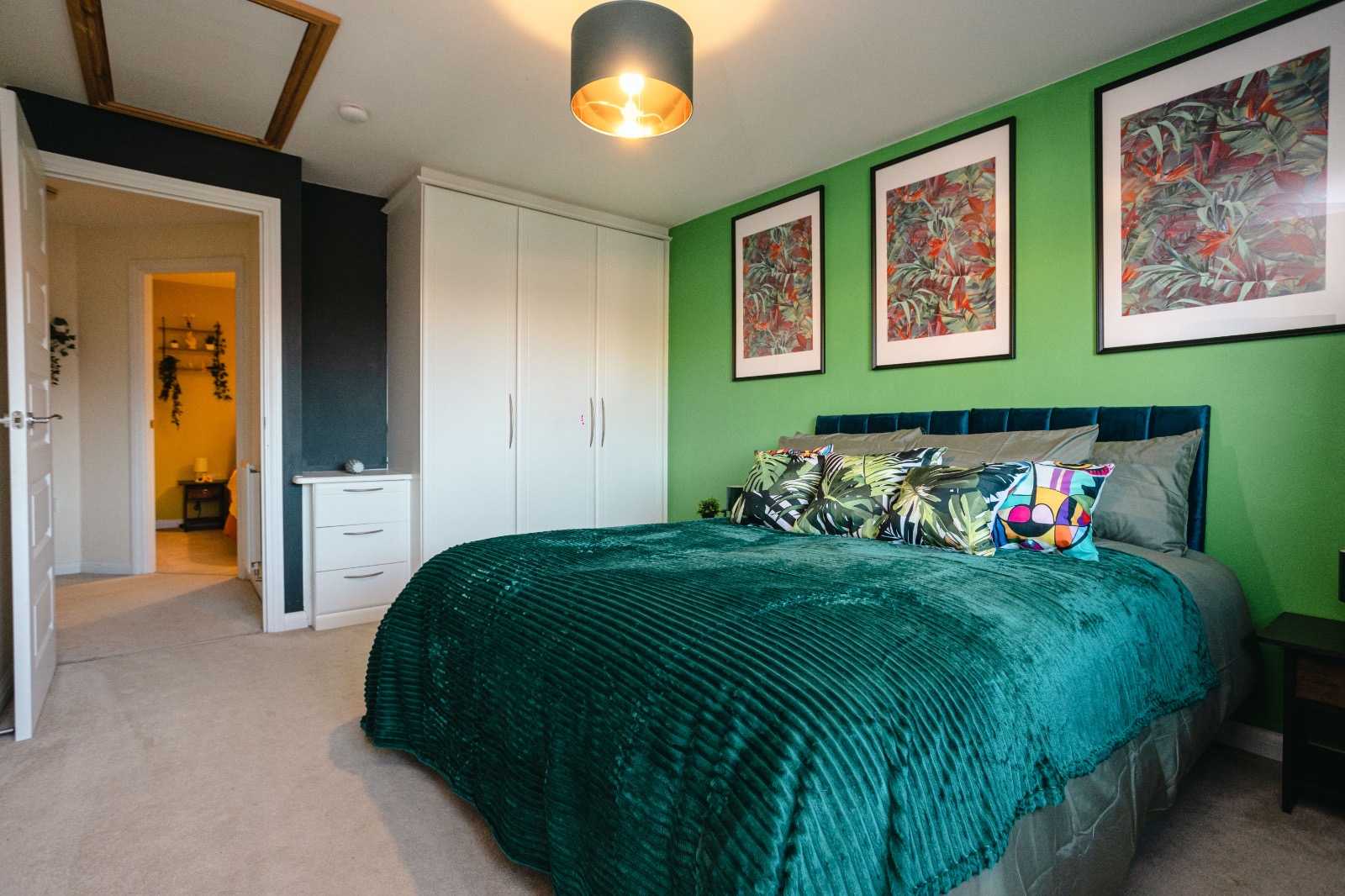 4-bed contractor house in Bristol (BS) photo 7