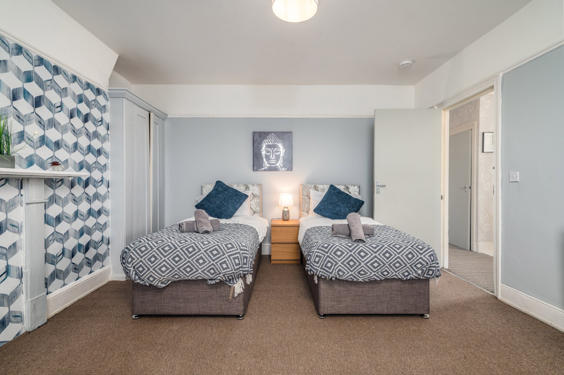 6-bed contractor house in Bedford (MK) photo 8