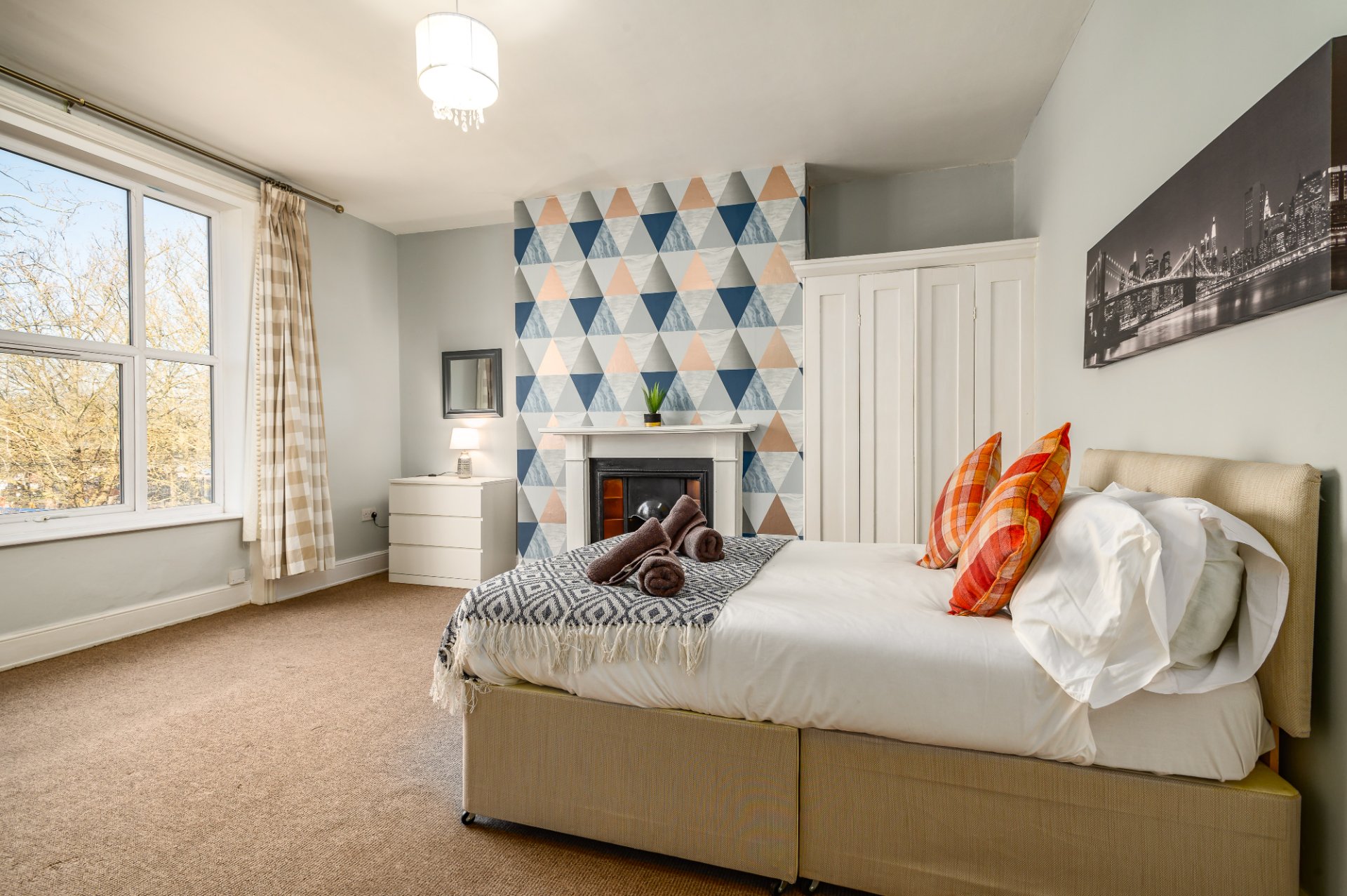 6-bed contractor house in Bedford (MK) photo 10