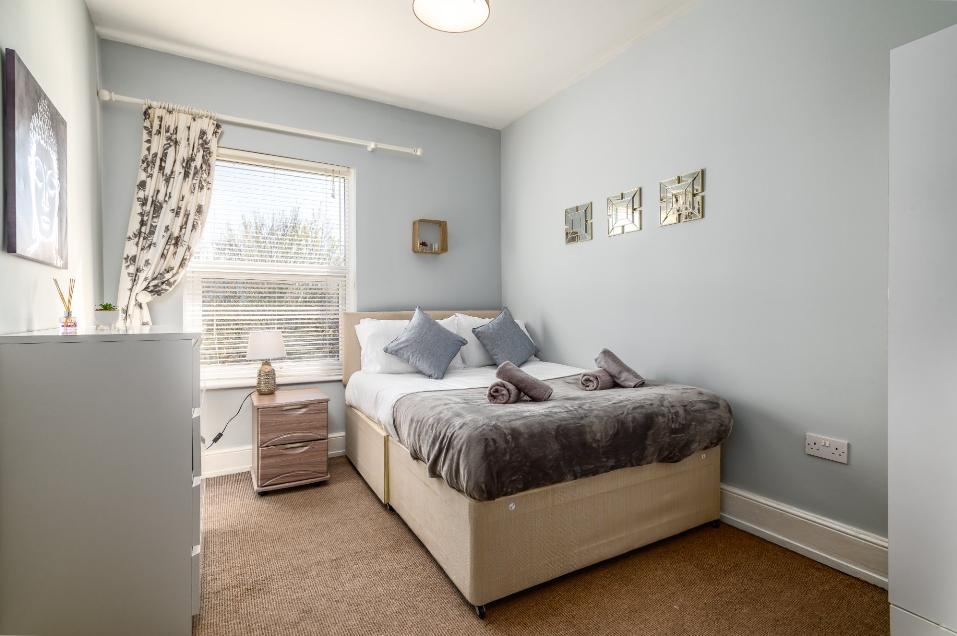 6-bed contractor house in Bedford (MK) photo 12