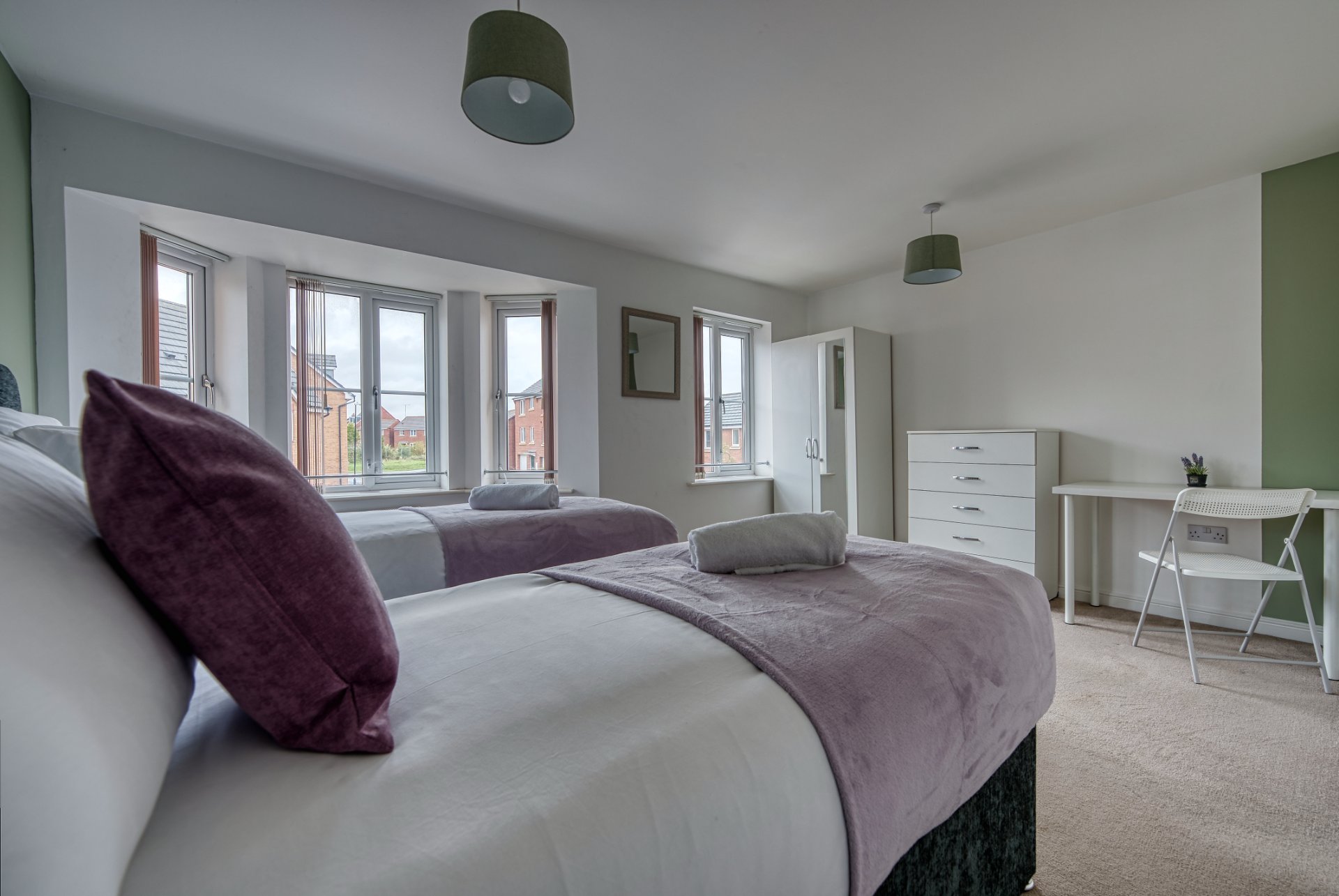 5-bed contractor house in Coventry (CV) photo 9