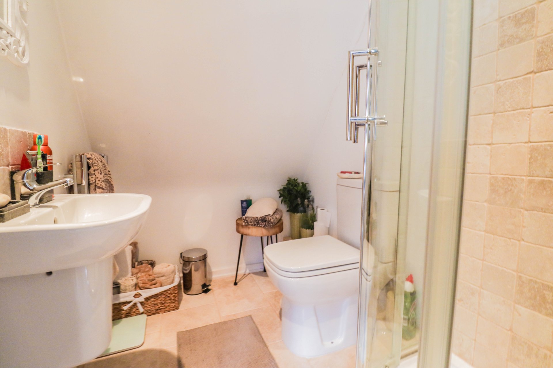 2-bed contractor house in Rivenhall (CM) photo 8
