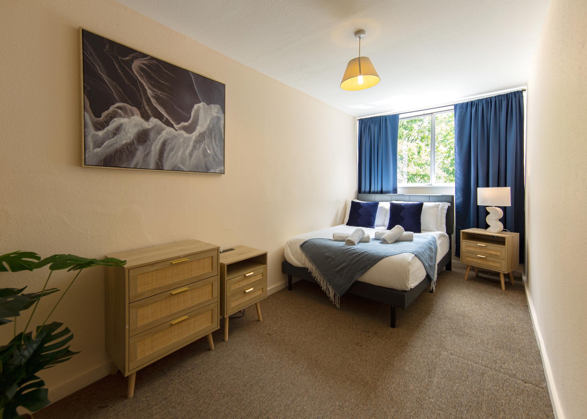4-bed contractor house in London (W) photo 8