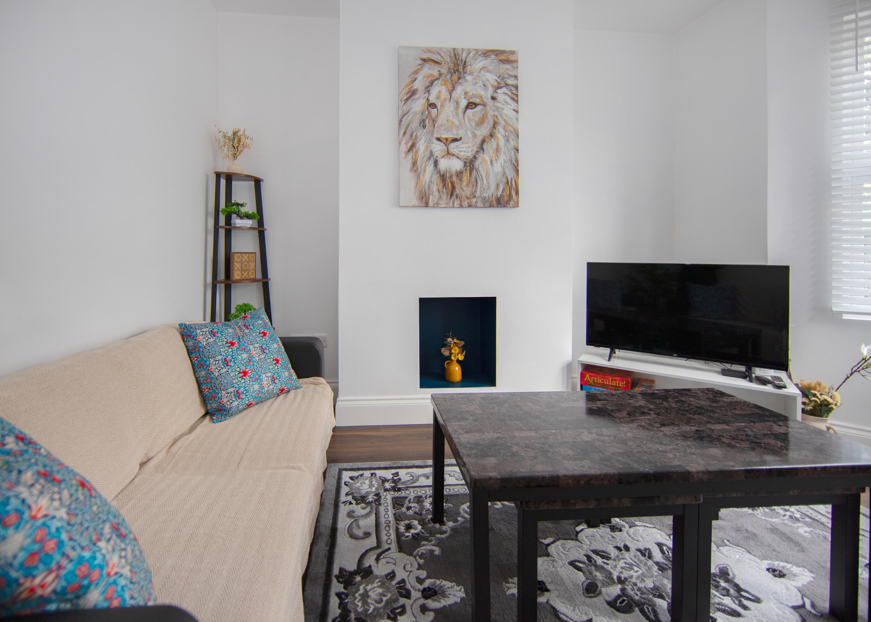 4-bed contractor house in London (SE) photo 8