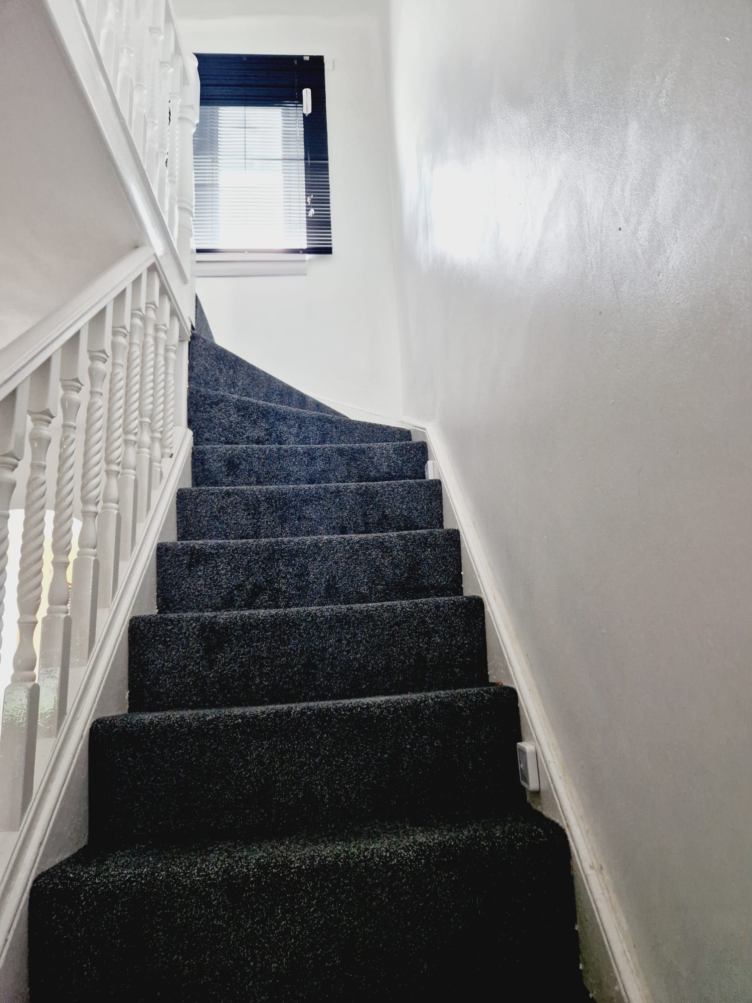 3-bed contractor house in Merthyr Tydfil (CF) photo 8