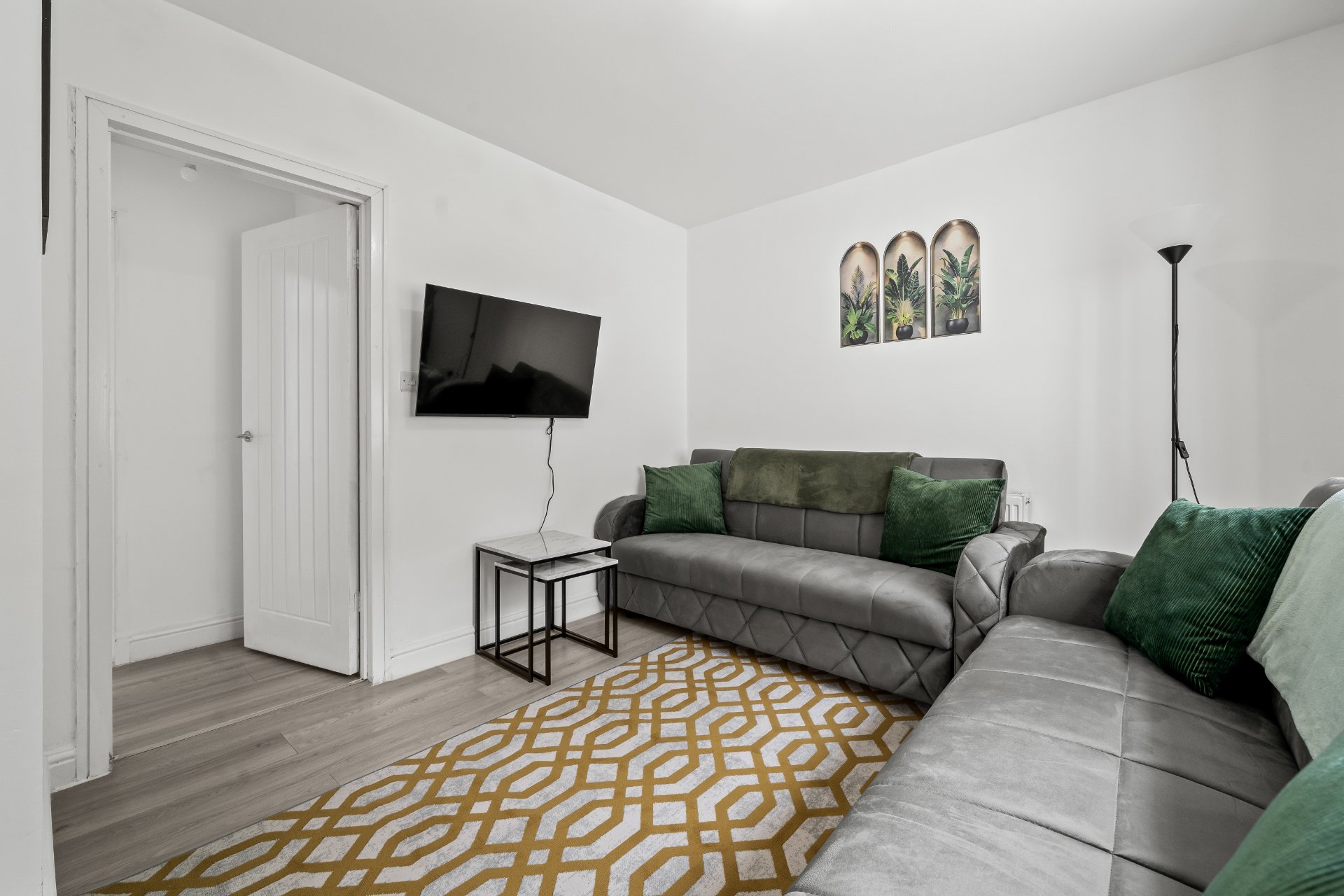 5-bed contractor house in Atherton (M) photo 6