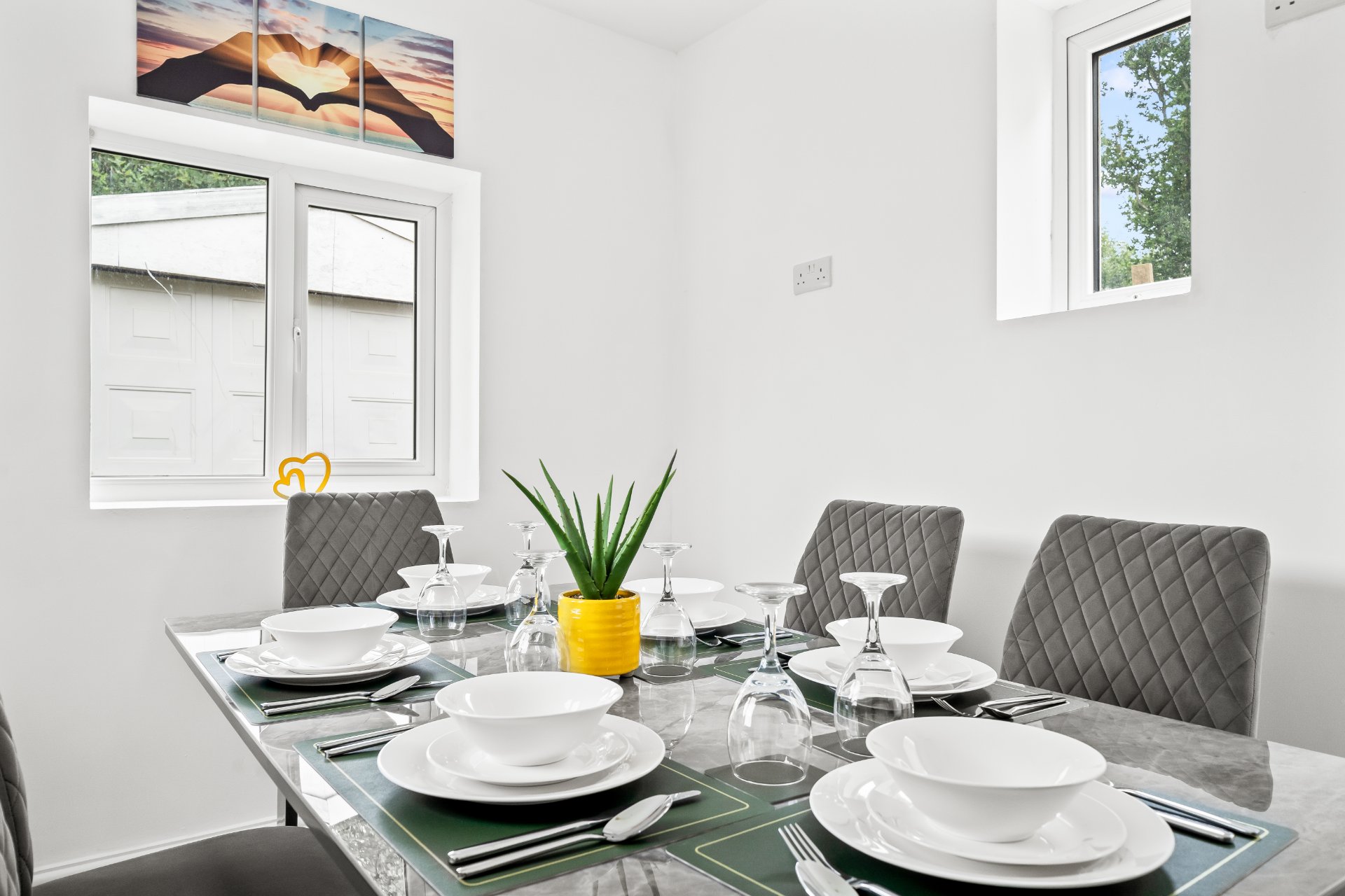 5-bed contractor house in Atherton (M) photo 8