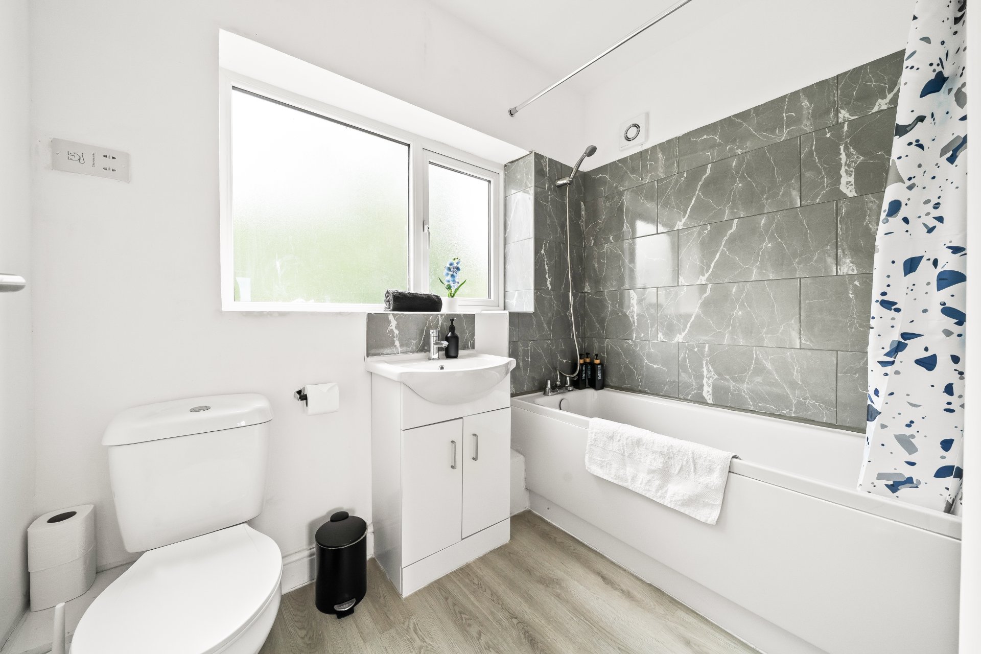 5-bed contractor house in Atherton (M) photo 11
