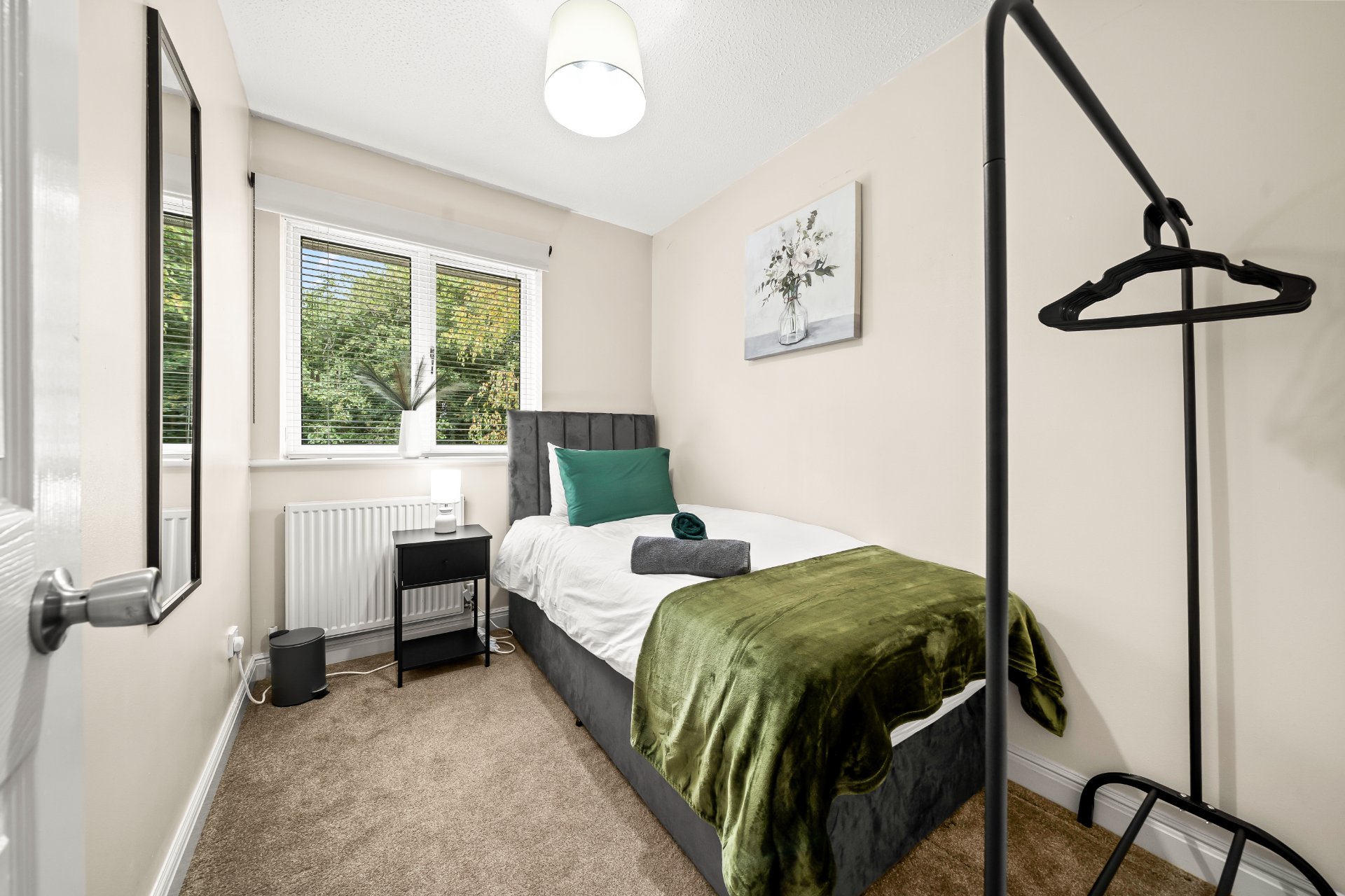 4-bed contractor house in Bolton (BL) photo 6