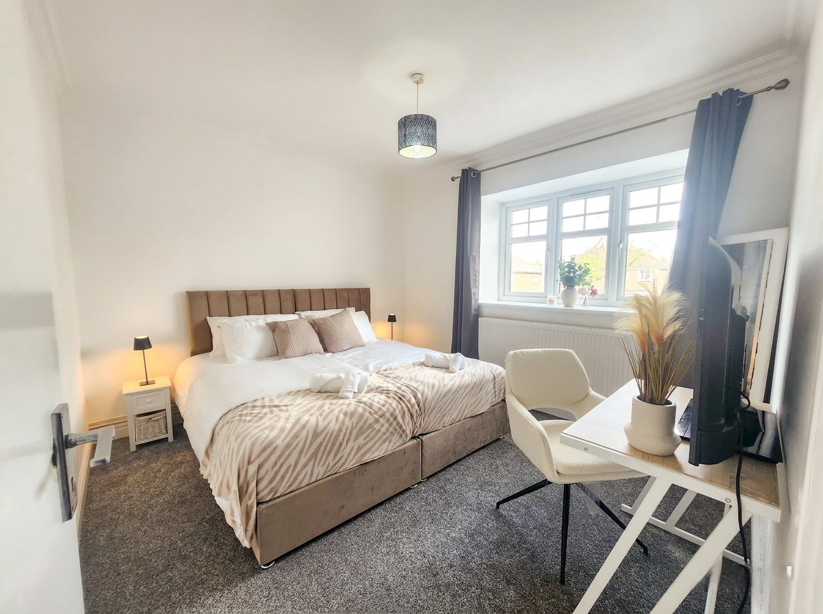 5-bed contractor house in Birmingham (B) photo 5