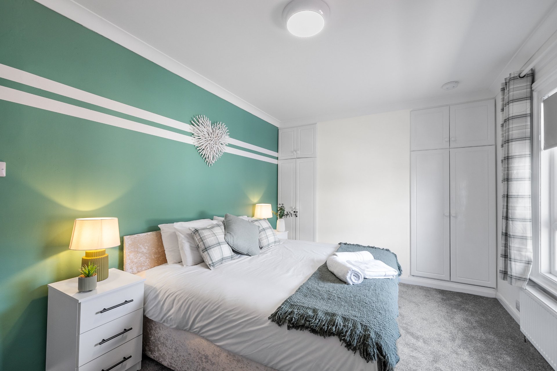 4-bed contractor house in Bridgwater (TA)