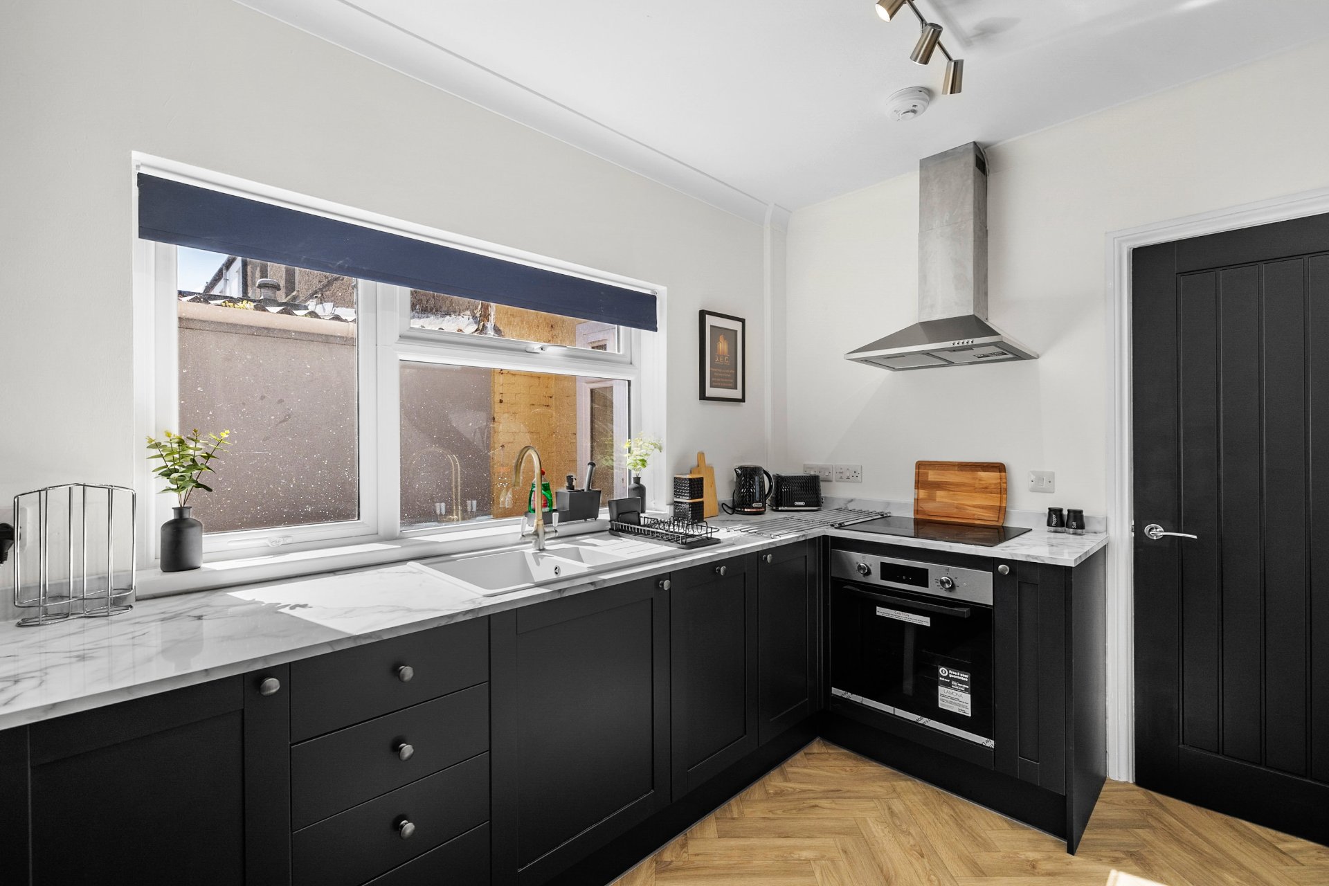4-bed contractor house in Bridgwater (TA) photo 7