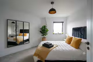 2-bed contractor house in London (WD) photo 6
