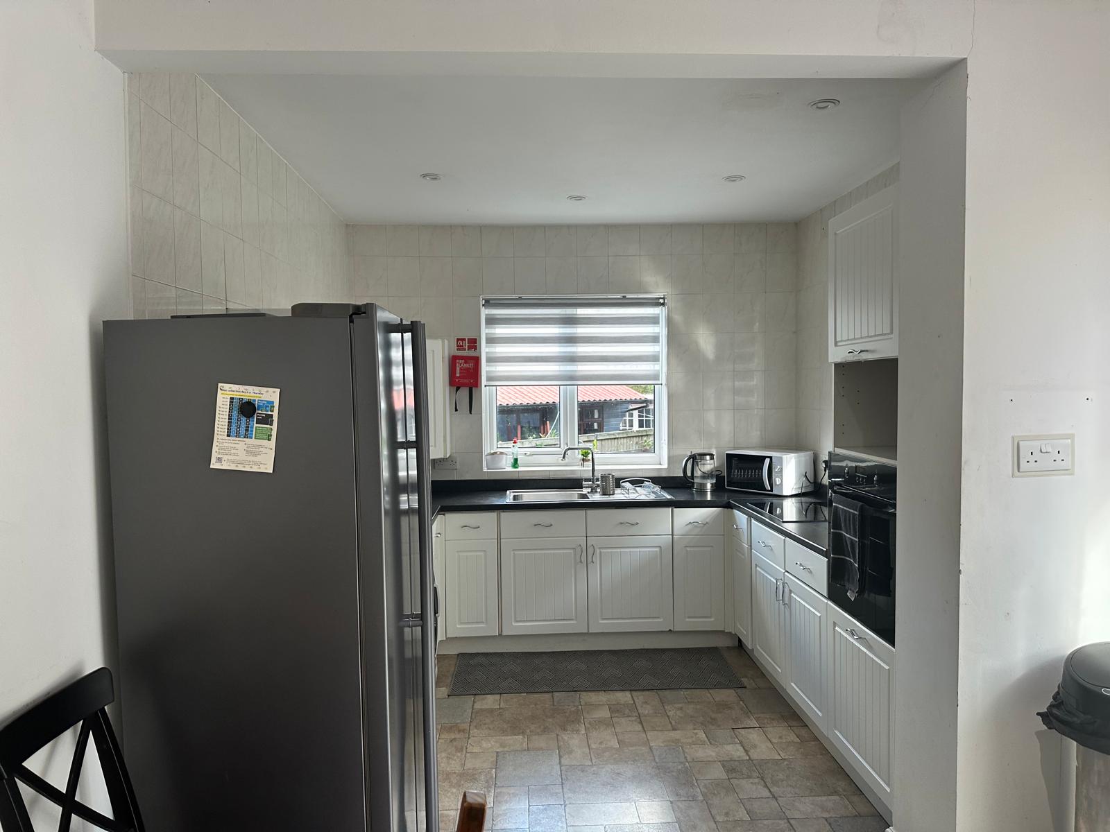 3-bed contractor house in Doncaster (DN) photo 6