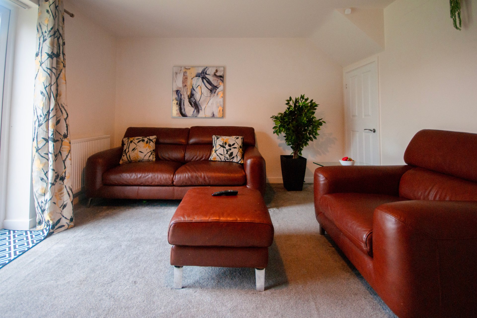 3-bed contractor house in Coventry (CV) photo 10