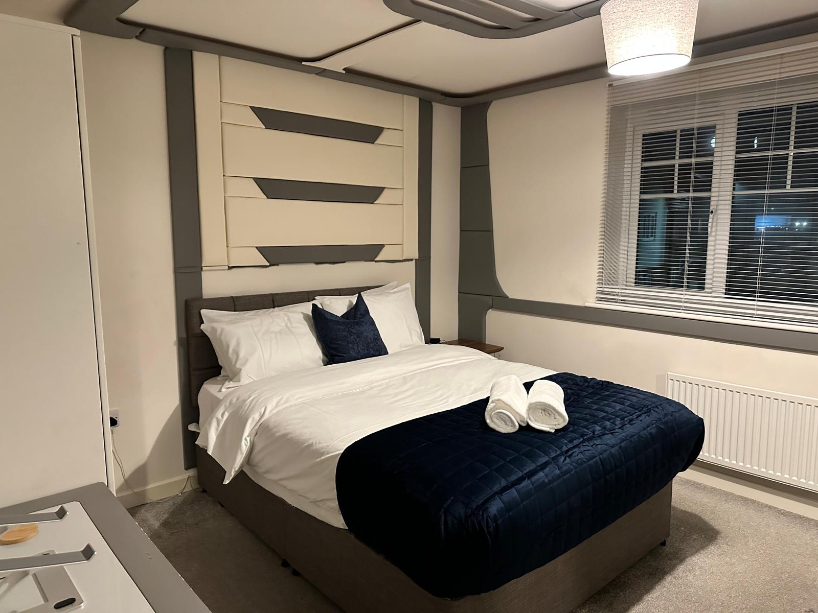 4-bed contractor house in Wolverhampton (WV)
