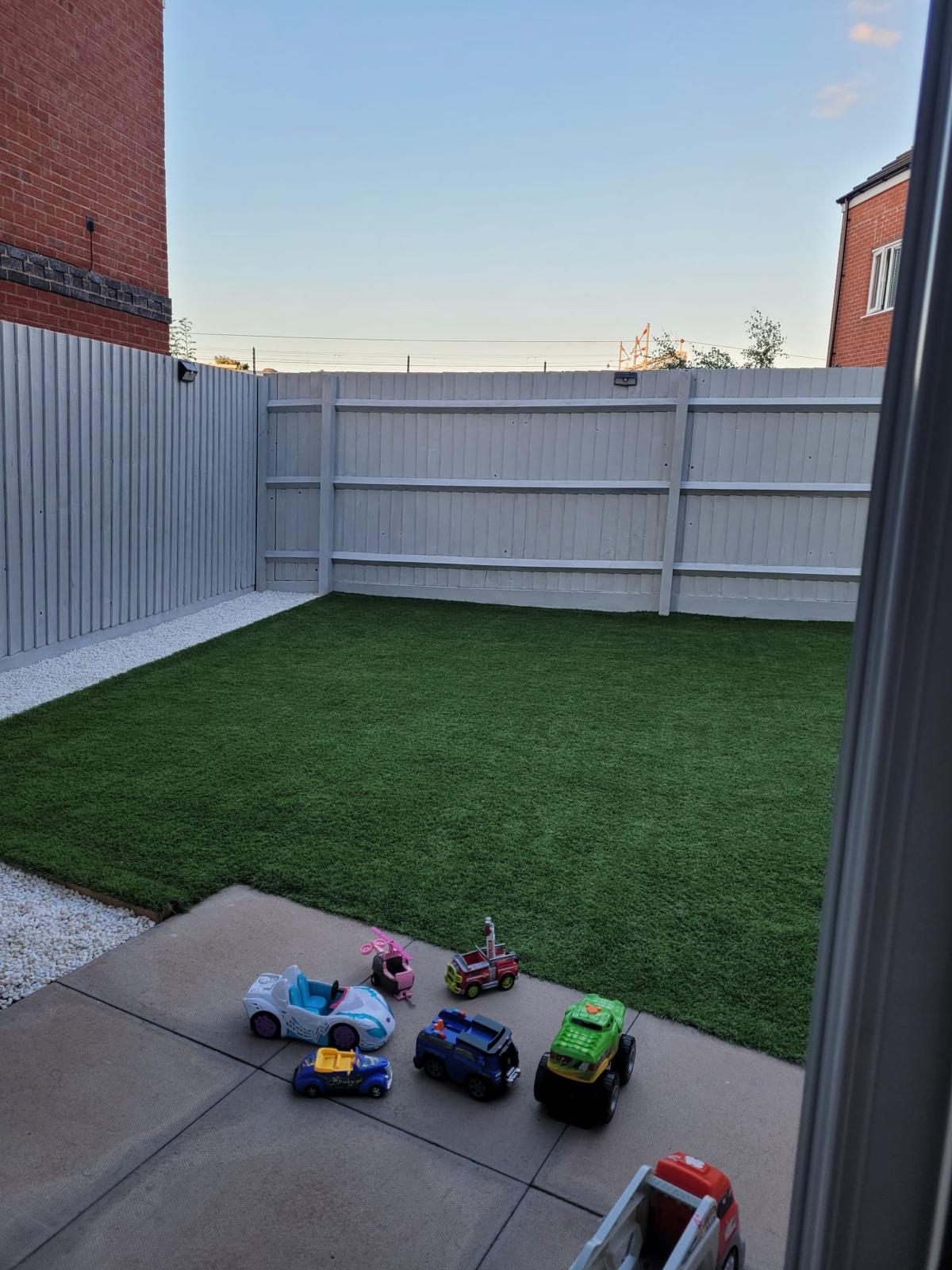 4-bed contractor house in Wolverhampton (WV) photo 8