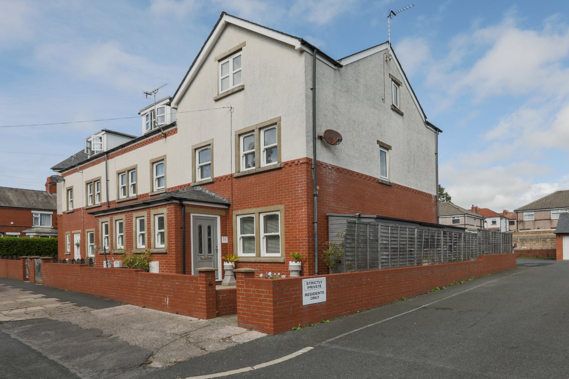 4-bed contractor house in Barrow-in-Furness (LA) photo 3