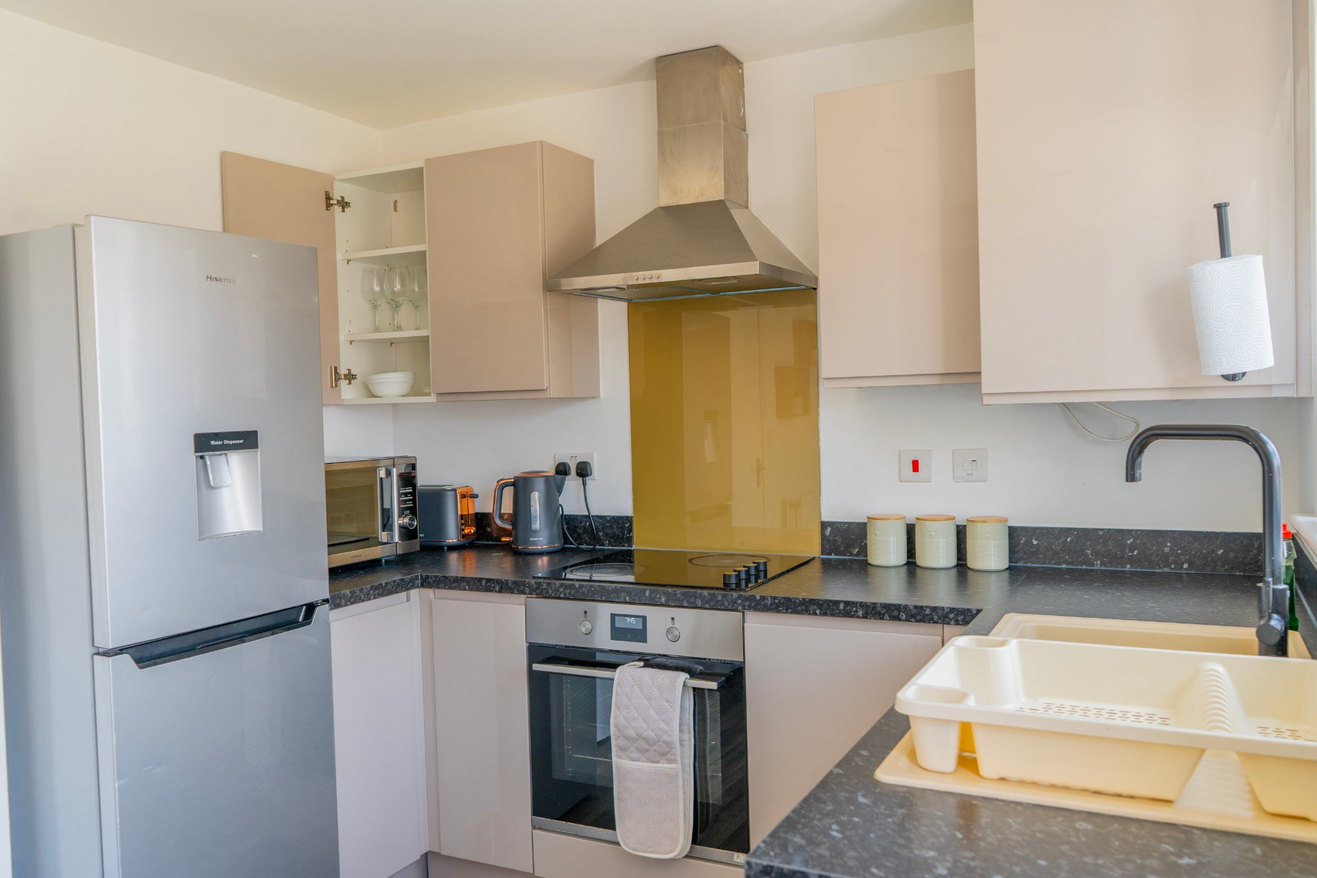 3-bed contractor house in Coventry (CV) photo 6