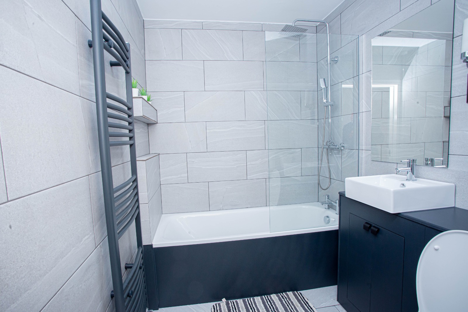 2-bed contractor house in Northampton  (NN)