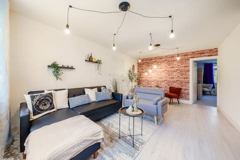 6-bed contractor house in Ashton-in-Makerfield, Wigan (WN) photo 4