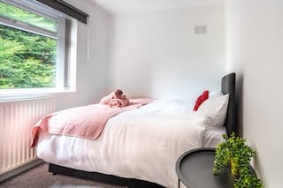 3-bed contractor house in Manchester (M) photo 7