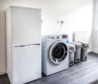 3-bed contractor house in Bolton (BL) photo 8