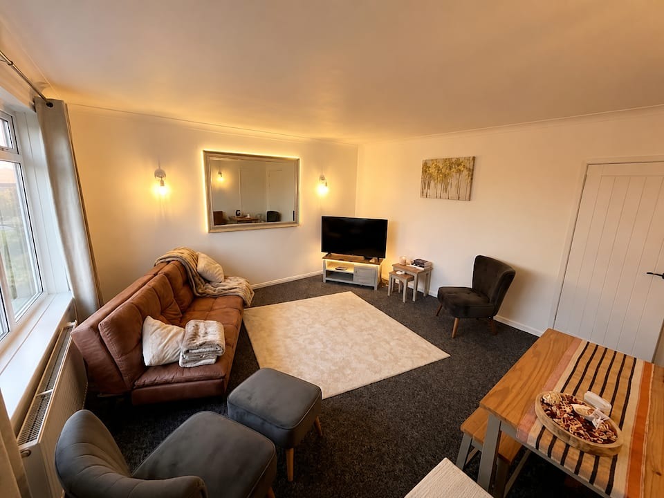 2-bed contractor house in Birtley (DH) photo 4