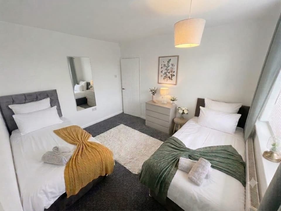 2-bed contractor house in Birtley (DH) photo 8