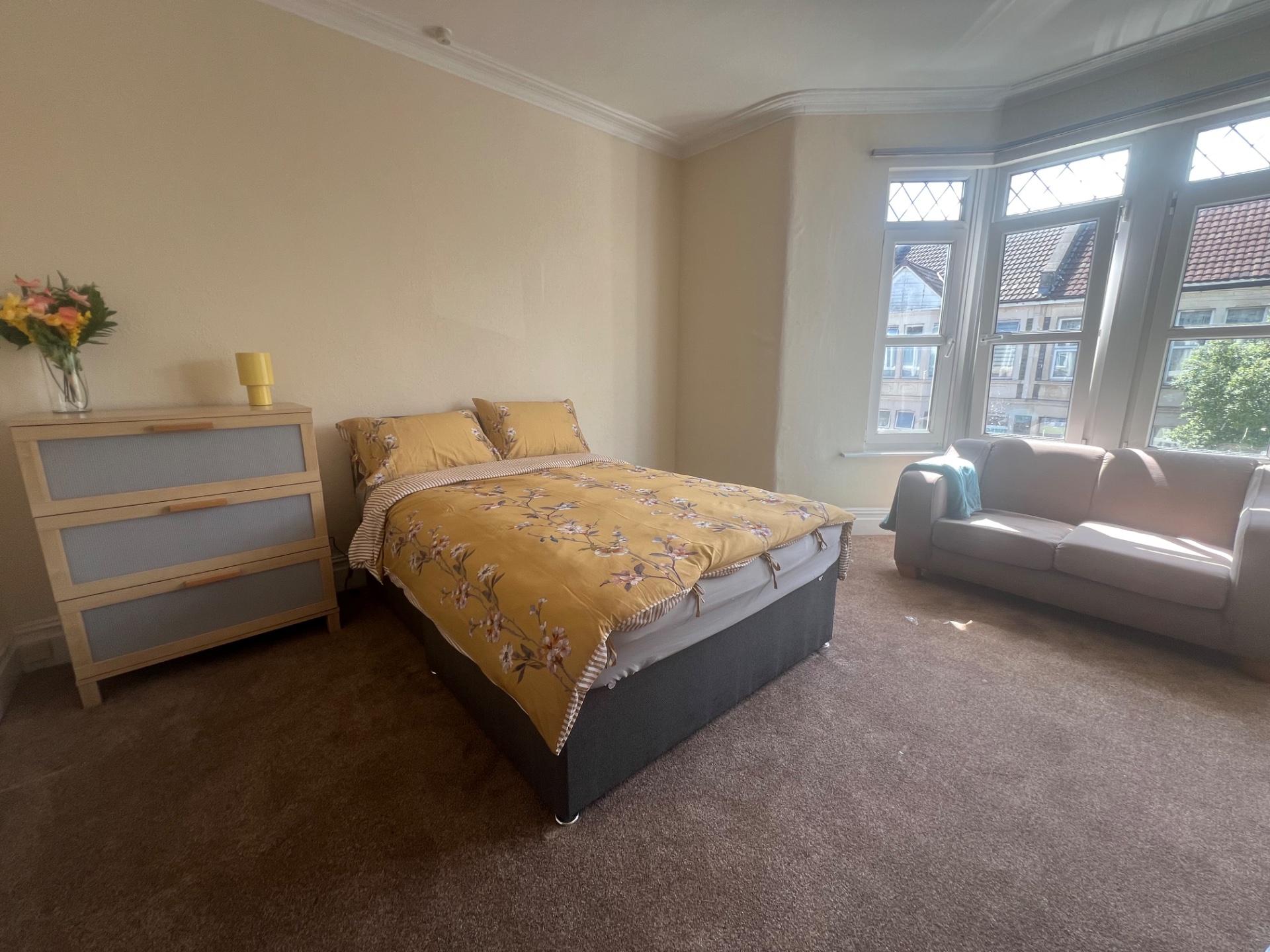 4-bed contractor house in Bristol (BS) photo 11