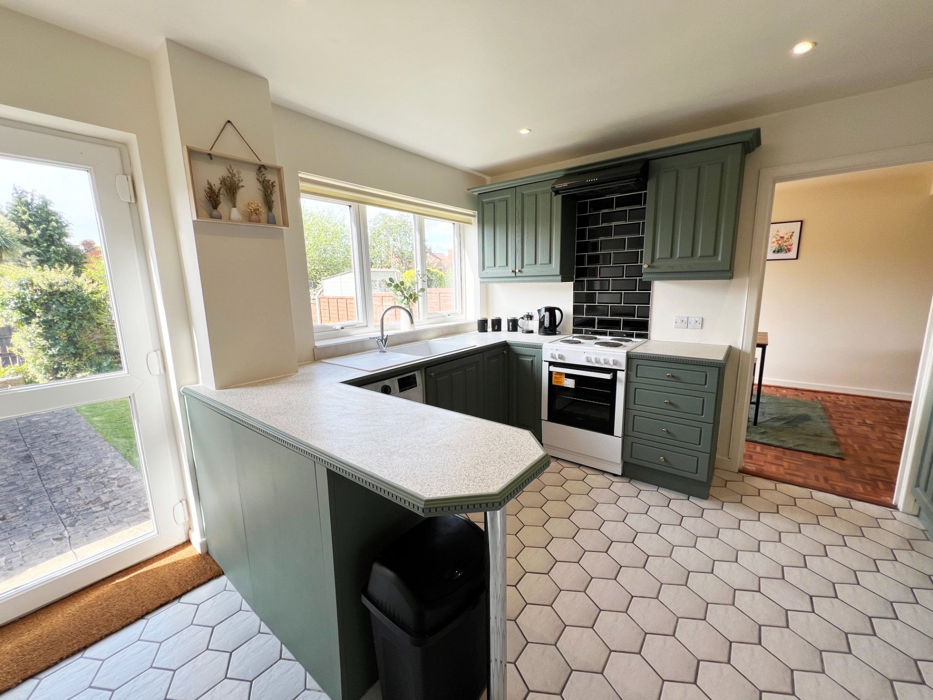 3-bed contractor house in Yeovil (BA) photo 7