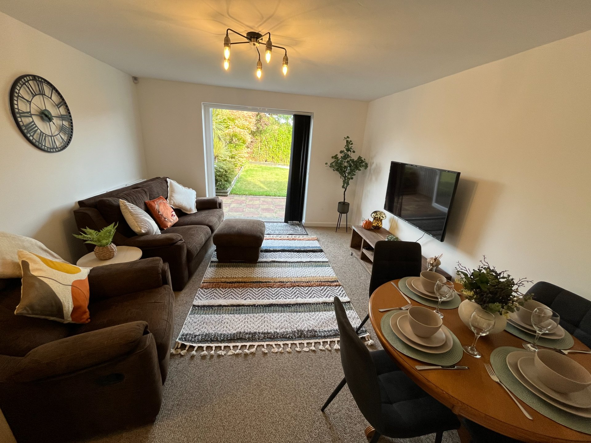 2-bed contractor house in Yeovil (BA) photo 9