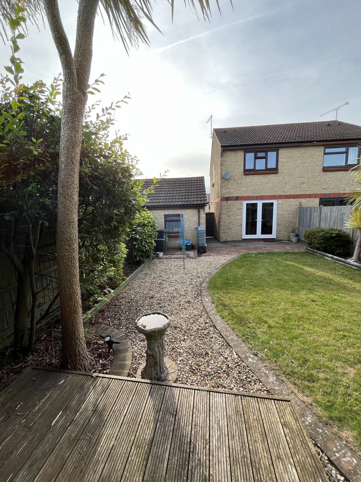 2-bed contractor house in Yeovil (BA) photo 12