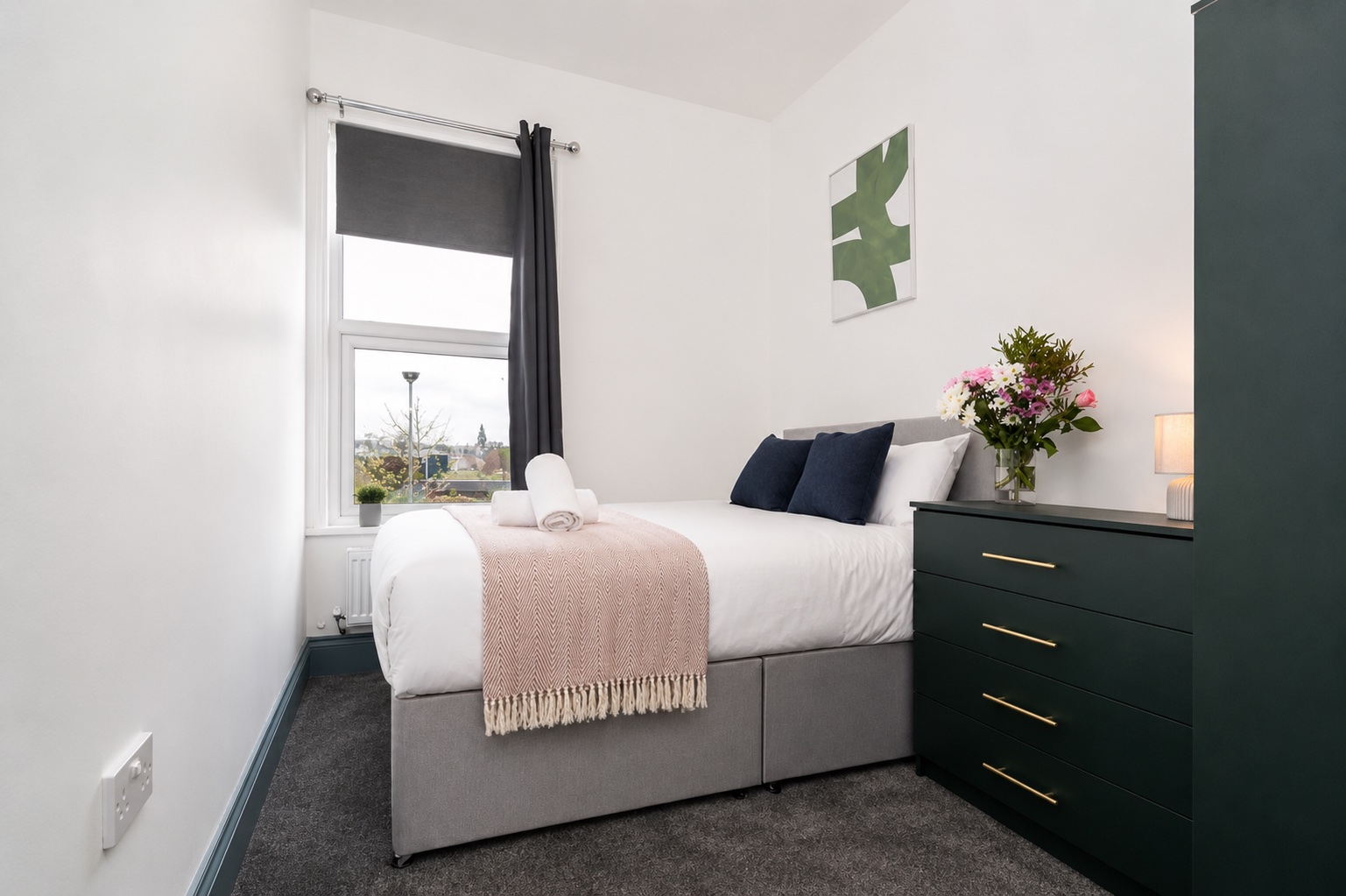 4-bed contractor house in Darlington (DL) photo 11