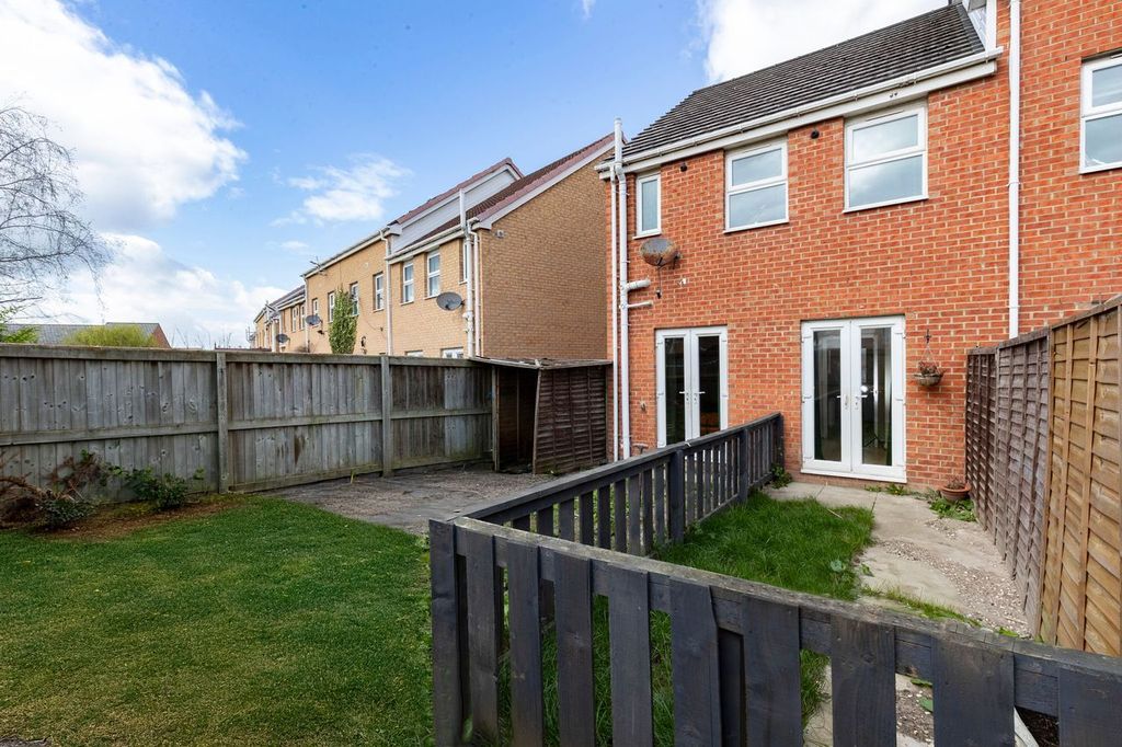 3-bed contractor house in Darlington (DL) photo 5
