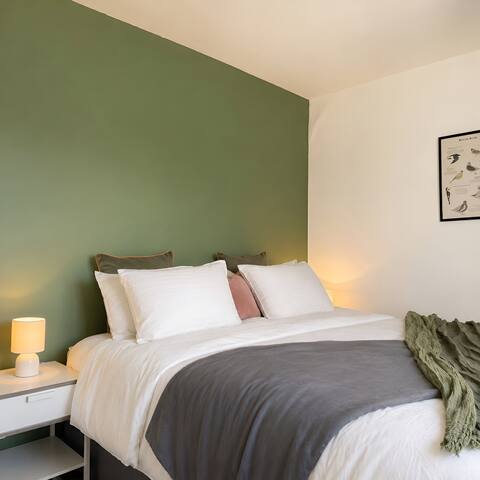 3-bed contractor house in Durham  (DH) photo 11