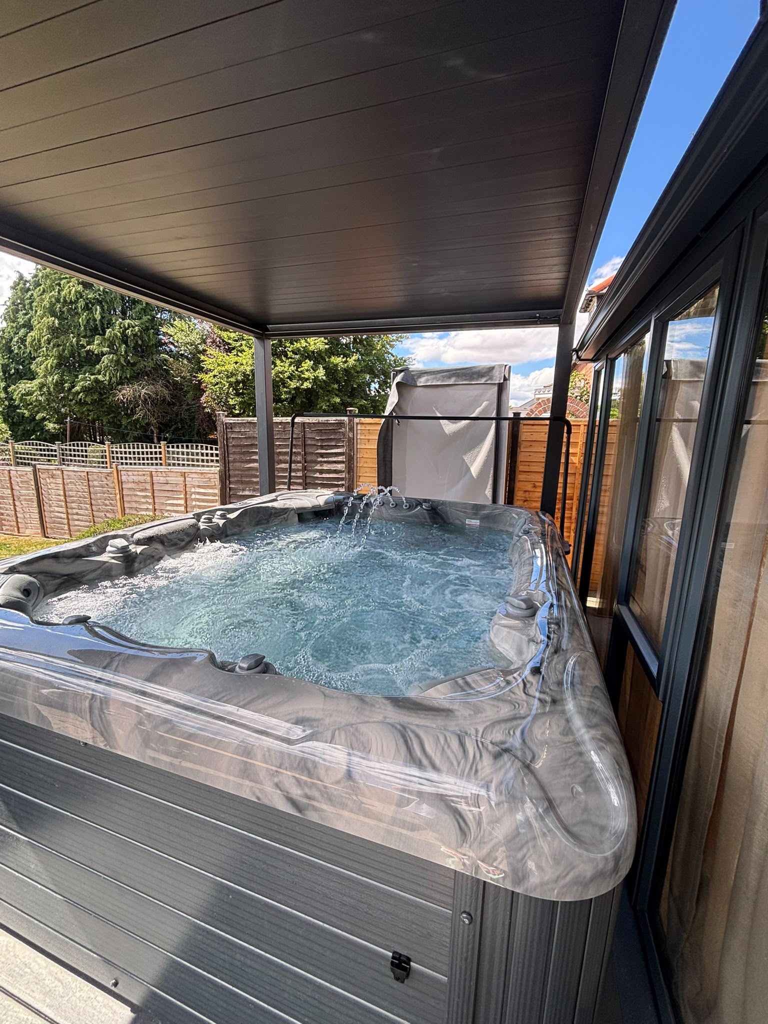 5-bed contractor house in Durham (DL) photo 12