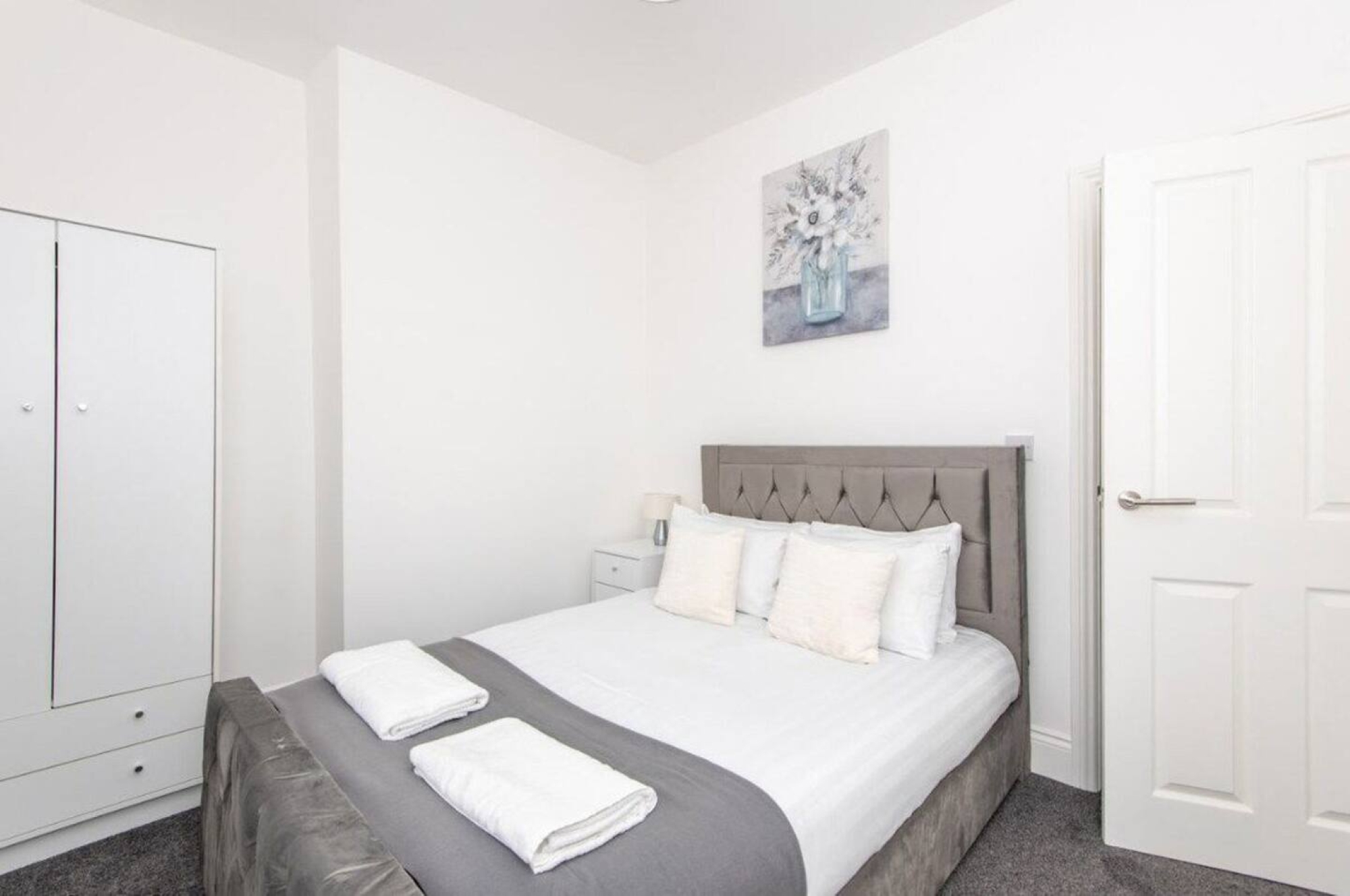 4-bed contractor house in Murton (SR) photo 4