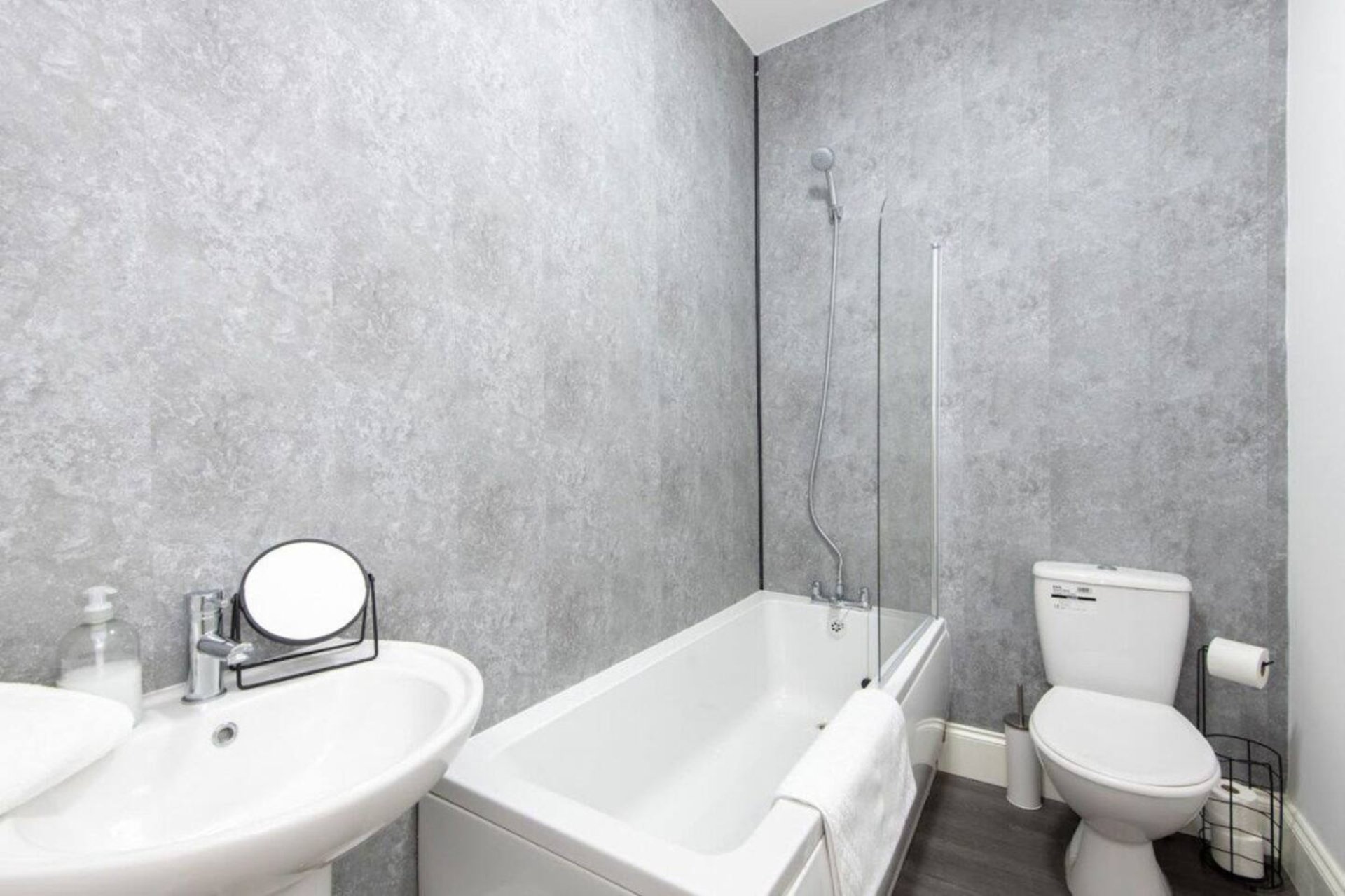 4-bed contractor house in Murton (SR) photo 7