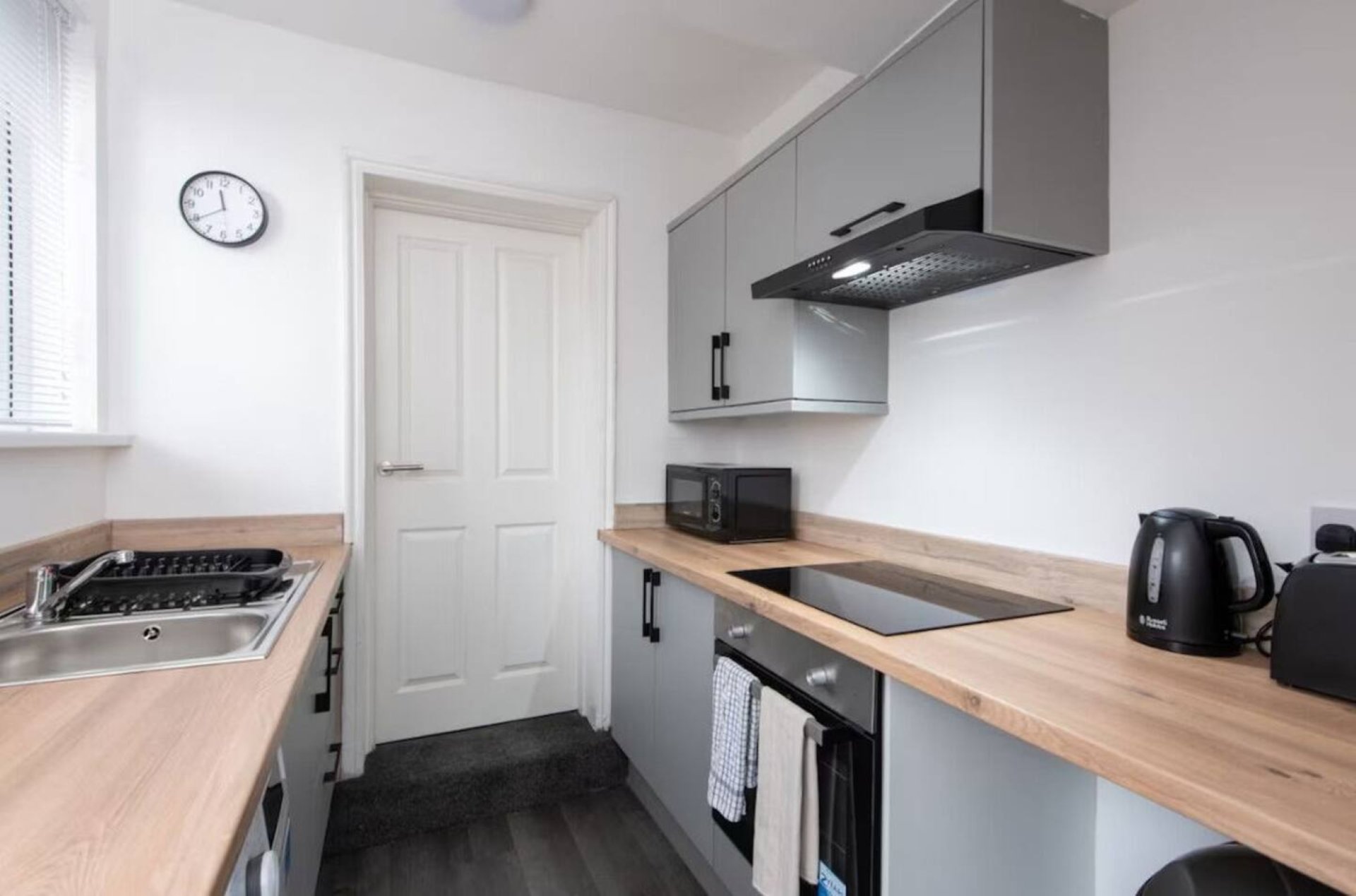 4-bed contractor house in Murton (SR) photo 10
