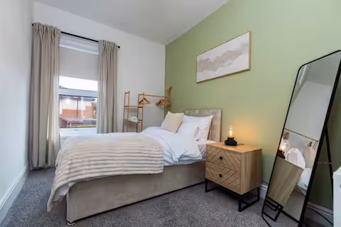 5-bed contractor house in Seaham (SR) photo 6