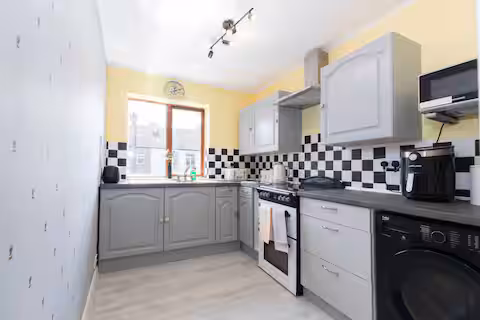 3-bed contractor house in Ushaw Moor (DH) photo 9