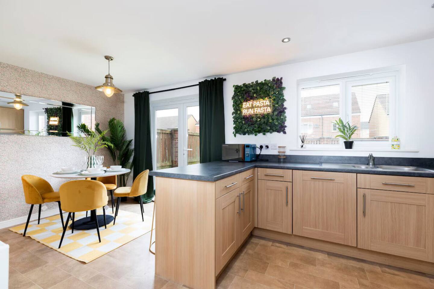 3-bed contractor house in SPENNYMOOR (DL) photo 11
