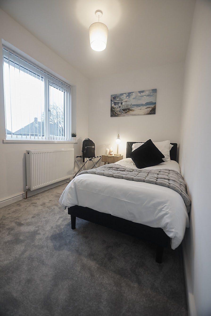 3-bed contractor house in Birmingham (B) photo 6