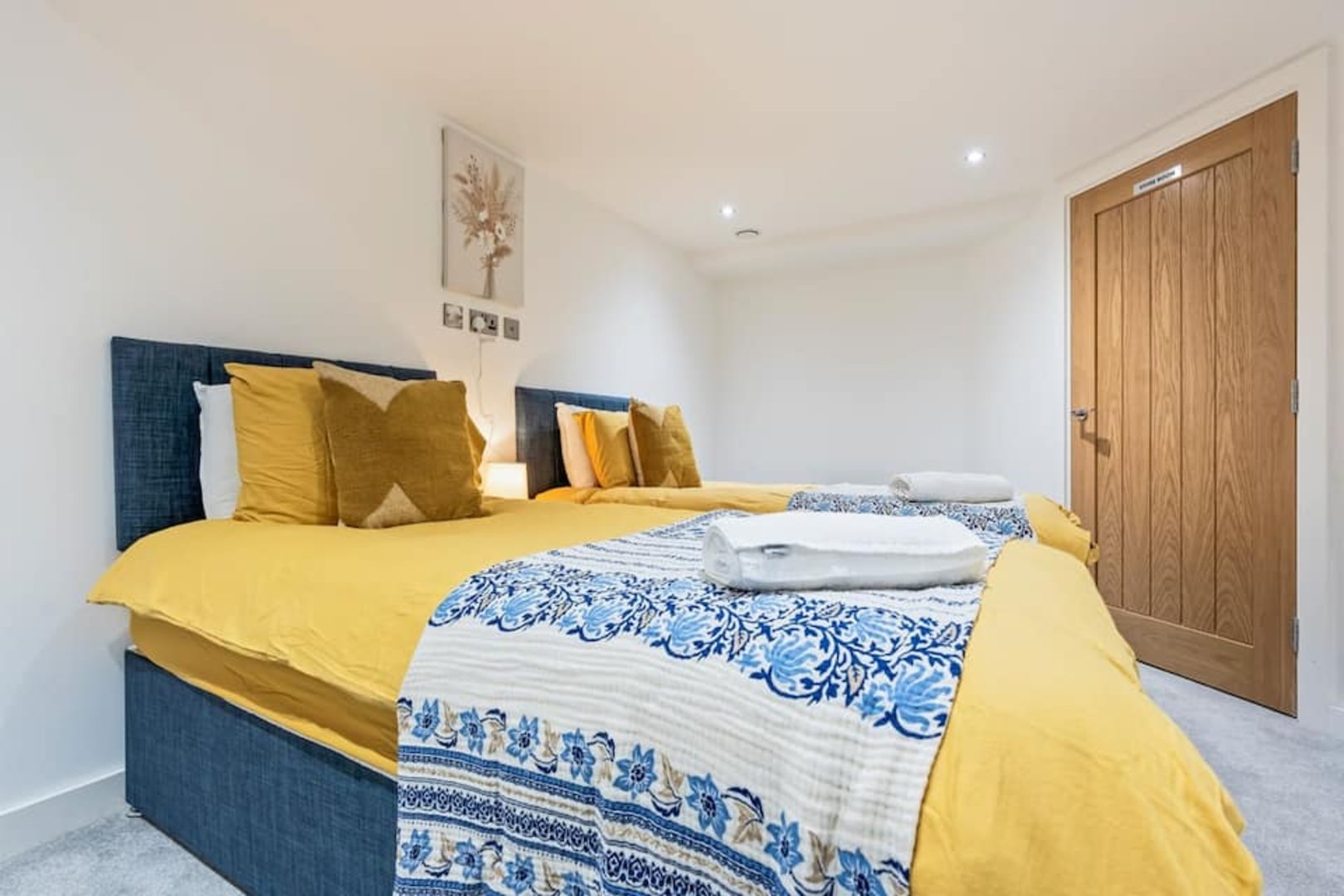 3-bed contractor house in Birmingham (B) photo 8