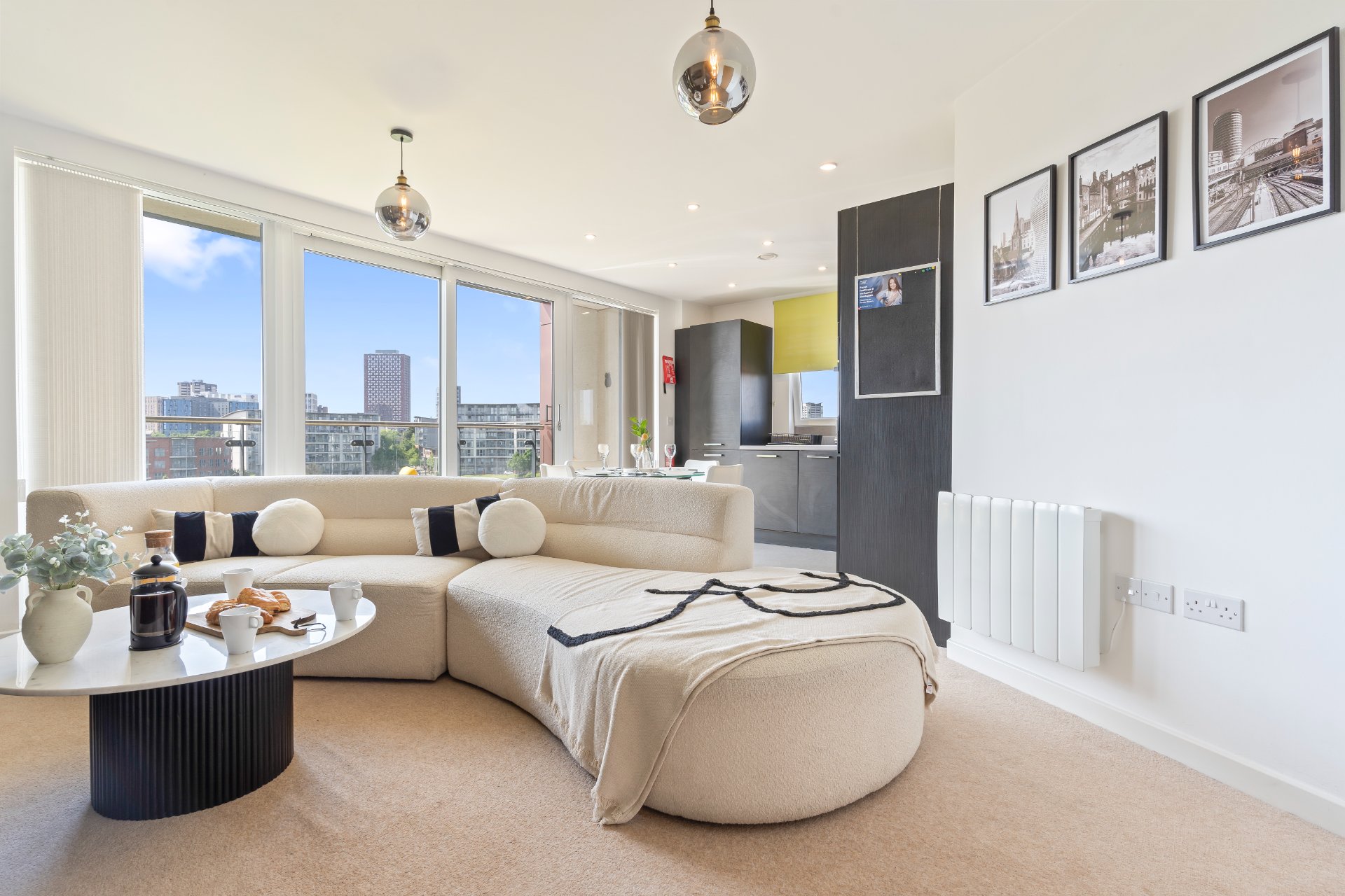 2-bed contractor house in Birmingham (B) photo 7