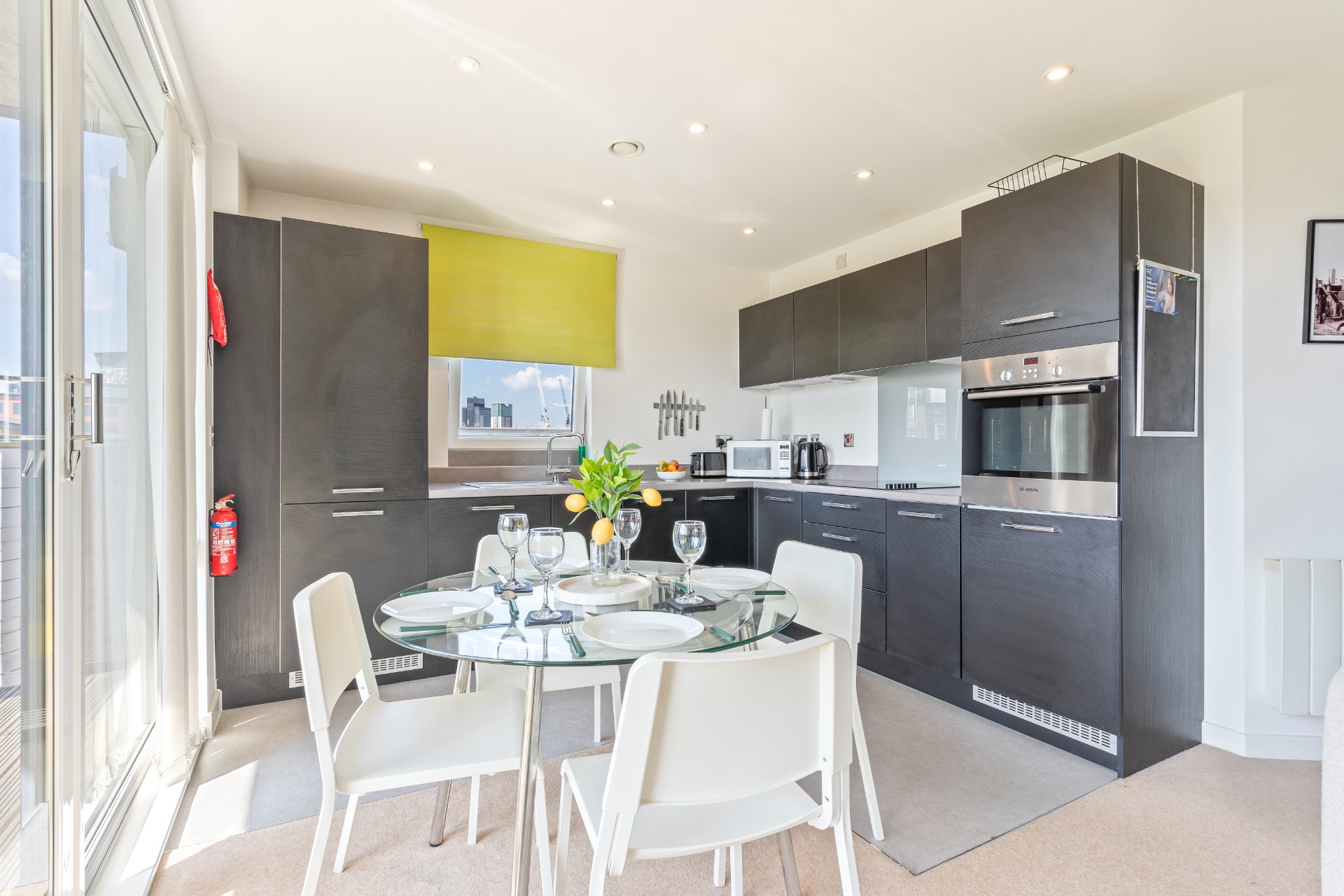 2-bed contractor house in Birmingham (B) photo 10