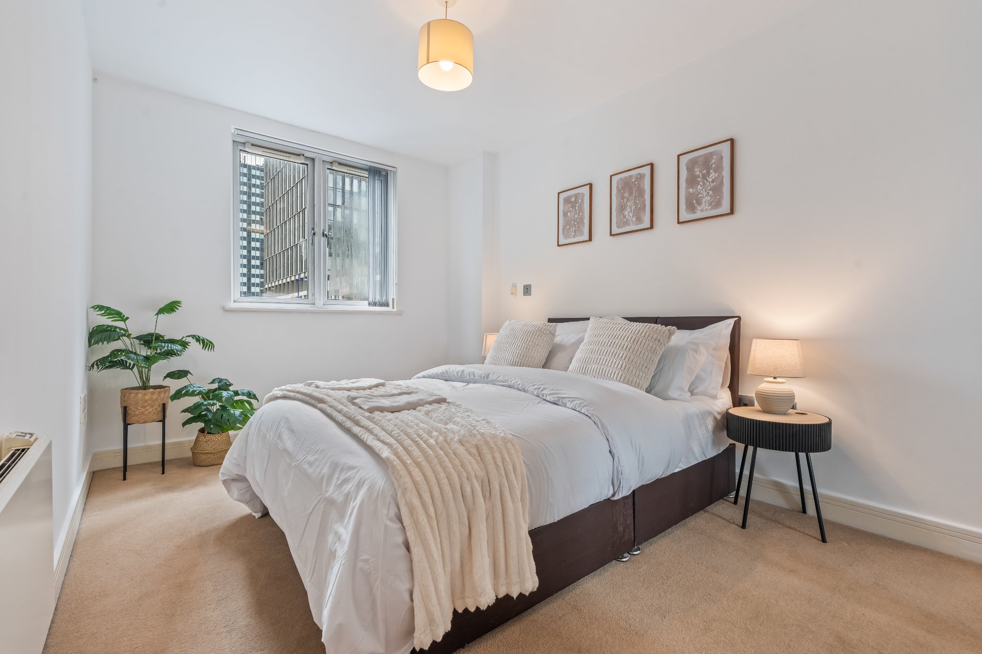 2-bed contractor house in Birmingham (B)