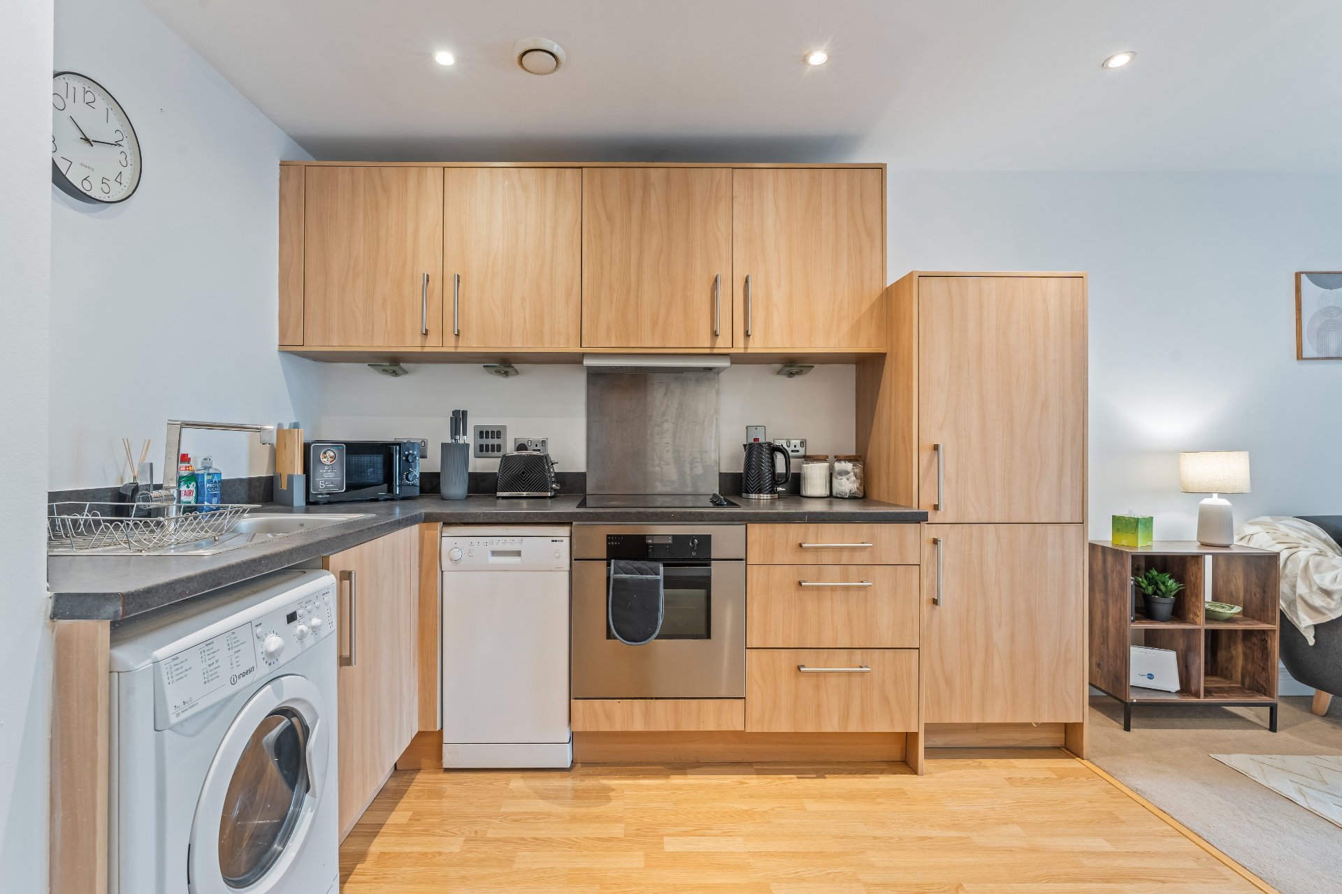 2-bed contractor house in Birmingham (B) photo 10