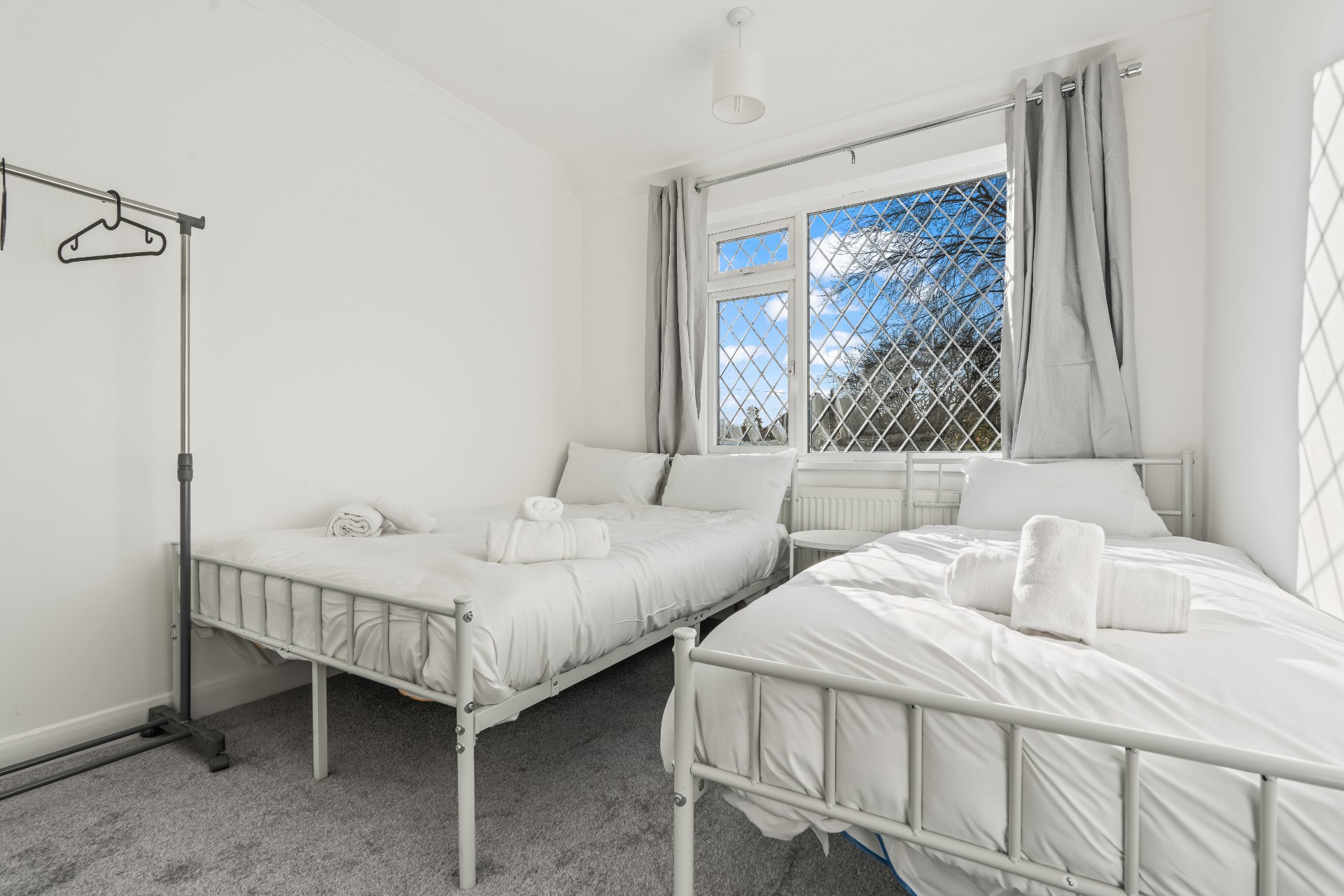 3-bed contractor house in Birmingham (B) photo 8